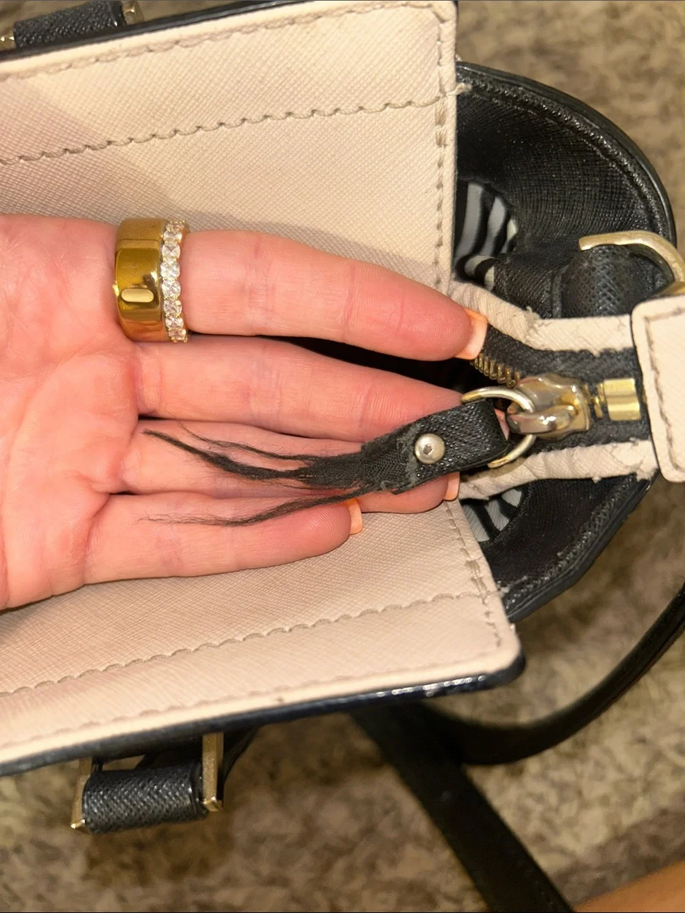 kate spade Cameron Street Small Hayden